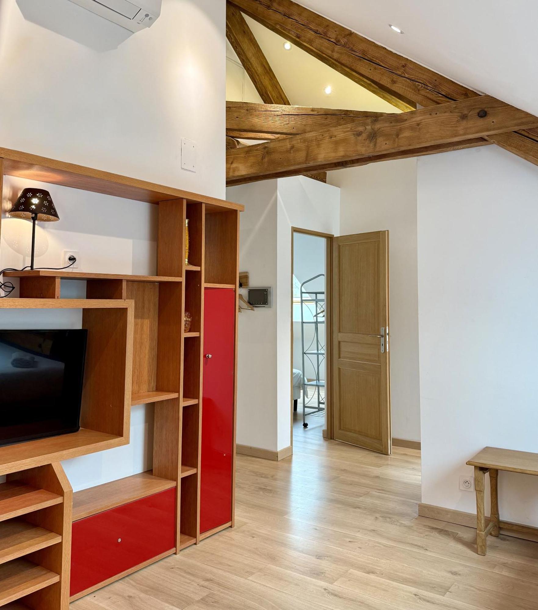 Gite 45M2 Avec Terrasse, 2 A 3 Pers, A Richemont Richemont  Exterior photo